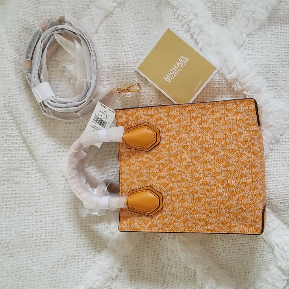 NWT Baby Michael Kors XS Shopper Crossbody - Picture 3 of 4